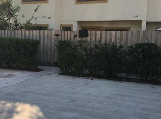 1144 Goldenrod Rd APT B, Wellington, FL 33414