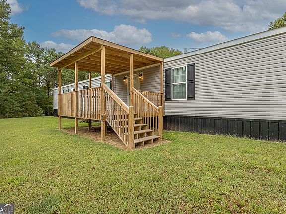 3rd image of 2569 County Road 5