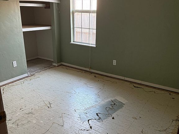 5th image of 3021 SW 63rd St