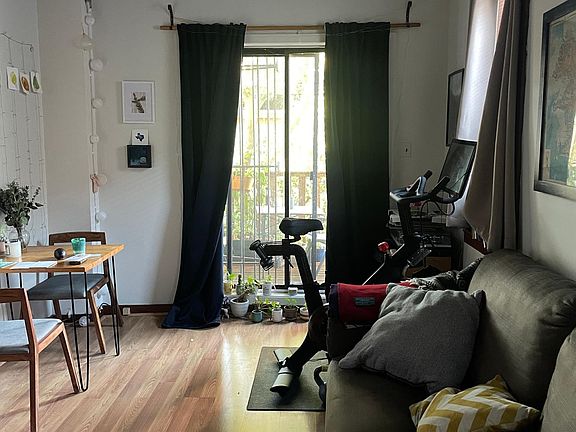 4th image of 1820 Fairmount Ave Floor 2