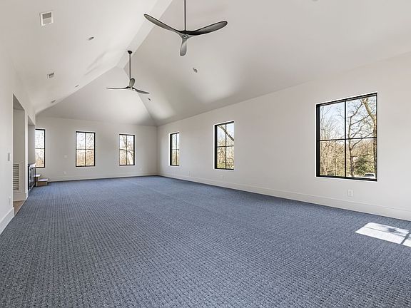 41st image of 1049 Overton Lea Rd