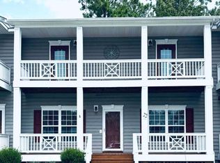22 Schooner Dr, Swansboro, NC 28584