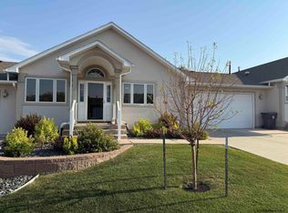 214 Palm Springs Ave, Cheyenne, WY 82009
