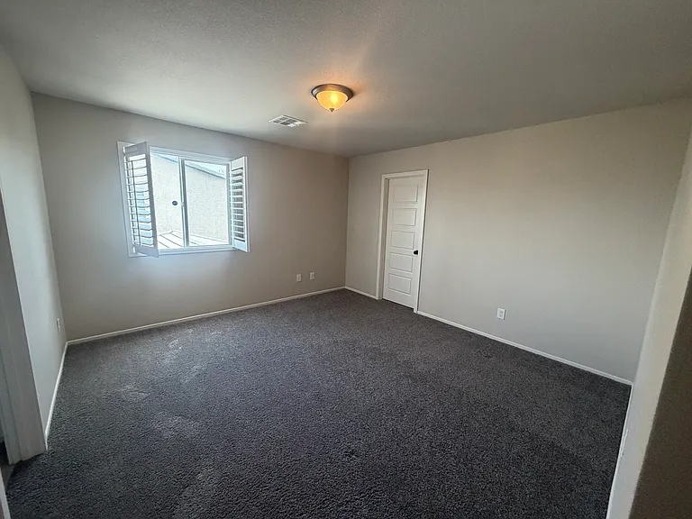 4519 Sapphire Moon Ave — Photo 10