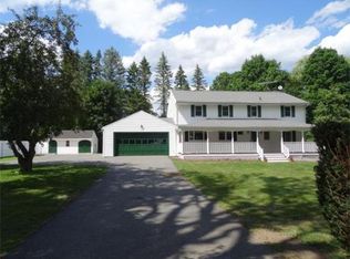 135 Peabody St, Groton, MA 01450