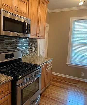 5th image of 35 N 11th St #2