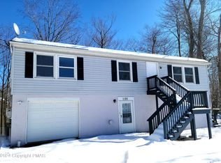 1120 Knollwood Dr, Tobyhanna, PA