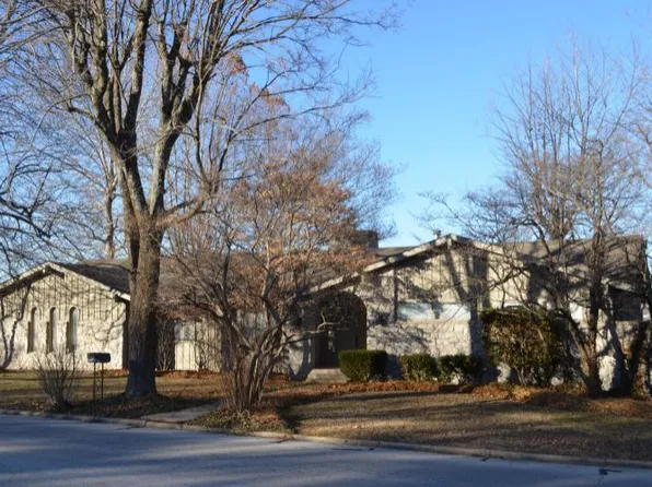 1303 Speer Dr, Harrison, AR 72601
