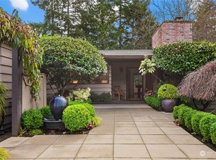 7711 SE 58th St, Mercer Island, WA 98040