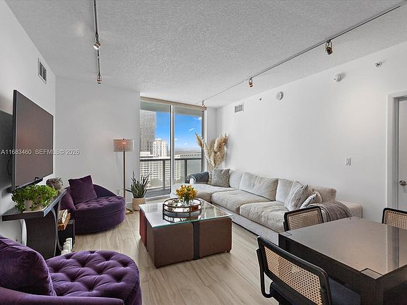 2nd image of 1900 N Bayshore Dr APT 1704