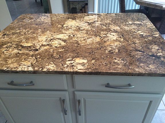 Granite Counters/Island