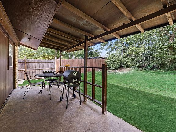 5th image of 109 Ridgeway Cir