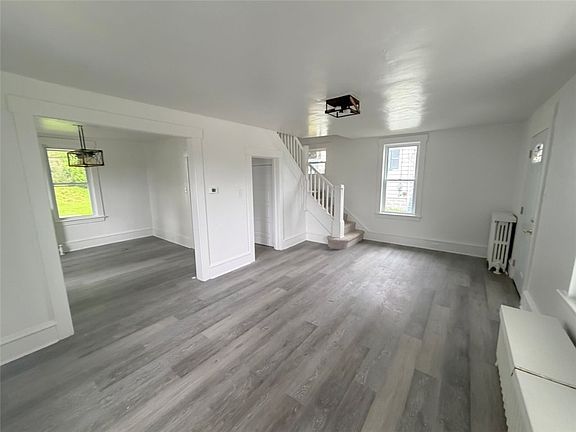 3rd image of 106 Krider St