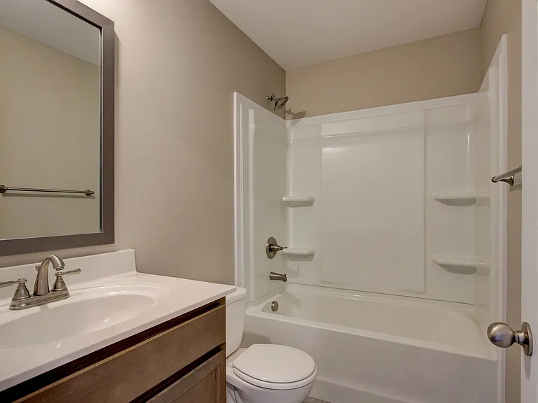 1121 Cardinal Creek Dr — Photo 56