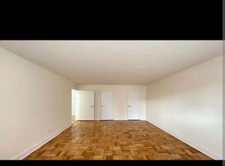 86-25 Van Wyck Expy #425, Jamaica, NY 11435