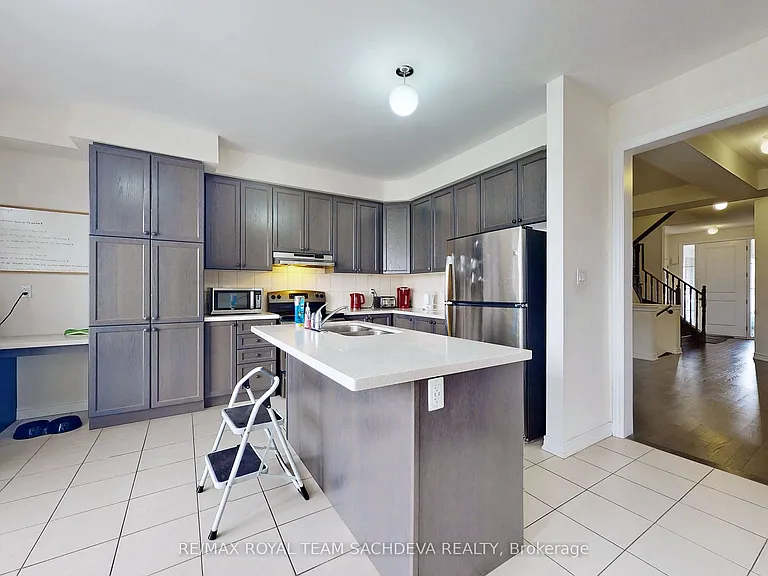 95 Fred Jackman Ave — Photo 11