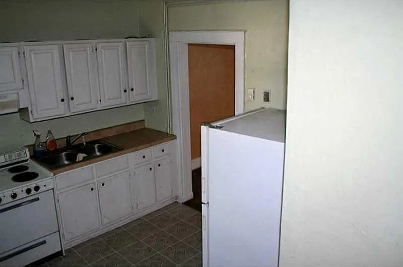 3 bed, 1.5 bath, 1200 sqft, $1,000 — Photo 3