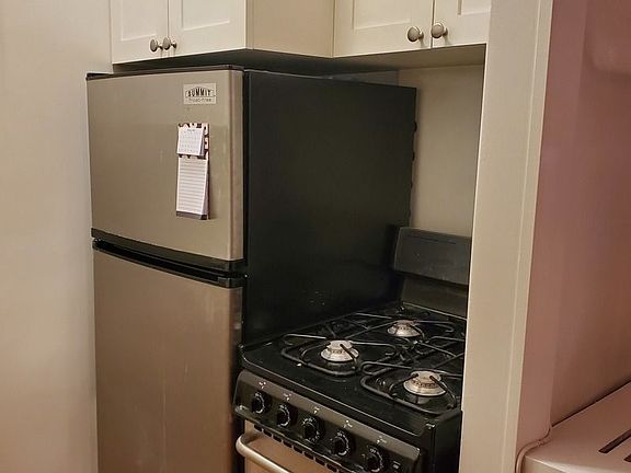 4th image of 508 E 78th St APT 1