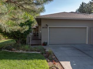 3019 NW Golf View Dr, Bend, OR 97703
