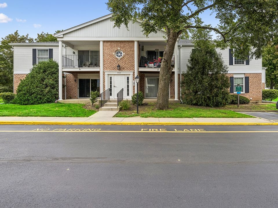 1st image of 959 Golf Course Rd APT 1