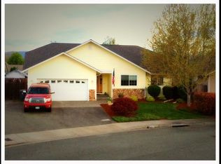 1847 SW K St, Grants Pass, OR 97526
