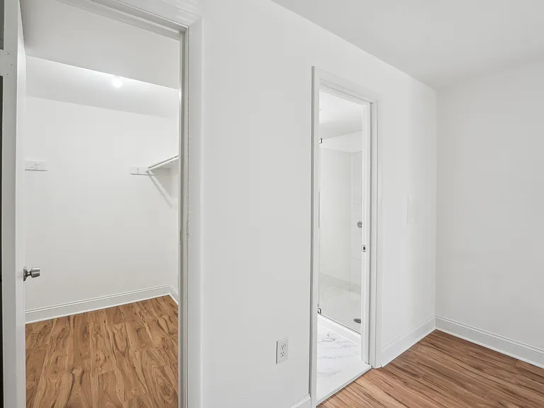 18808 Walkers Choice Rd #4 — Photo 10