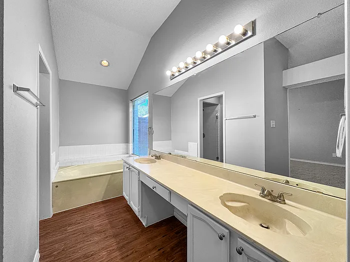 6107 Ridge Top Ln — Photo 9