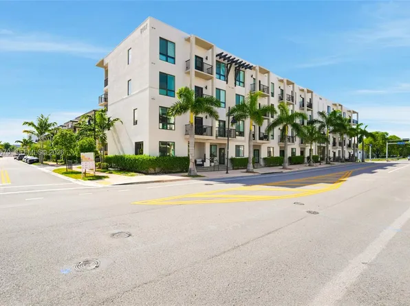 8167 NW 41st St #E-101, Miami, FL 33166