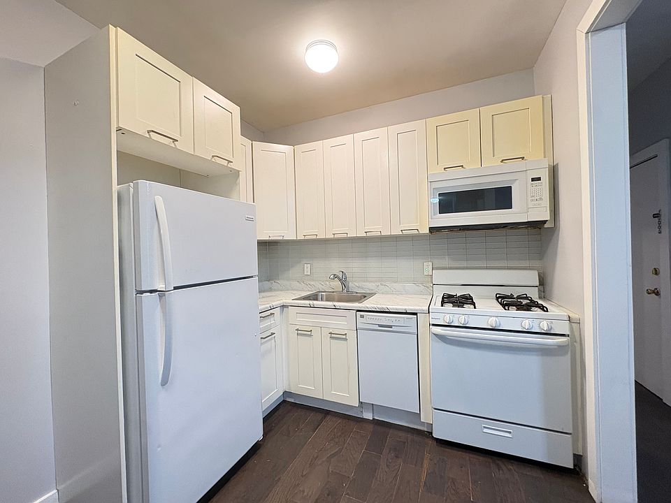 1st image of 29 Bartholdi Ave #1