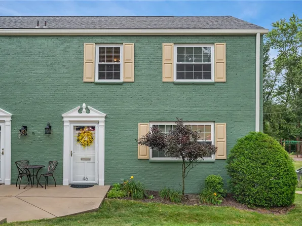46 Chapel Dr, Pittsburgh, PA 15237