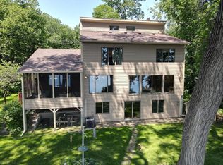 6790 W Shadow Lake Dr, Lino Lakes, MN 55014