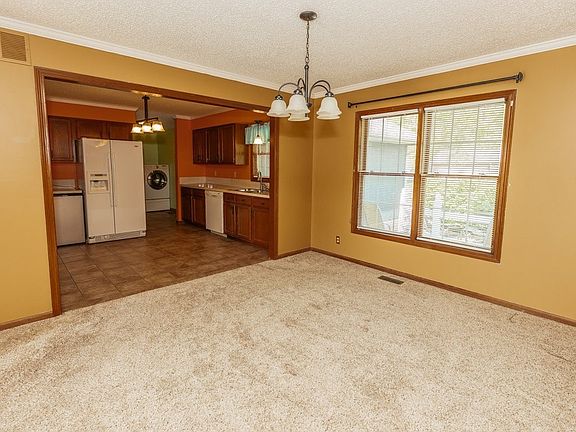 5th image of 3111 Marcella Dr