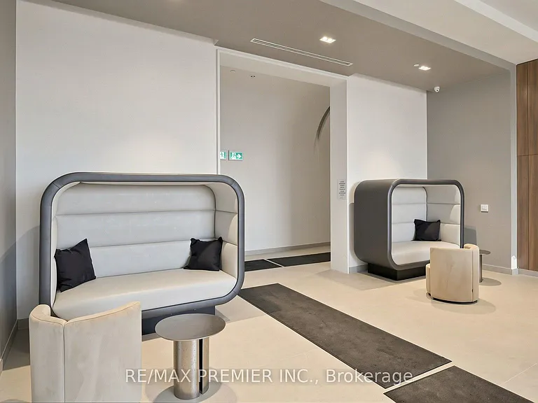 2075 Lakeshore Rd #2001 — Photo 31