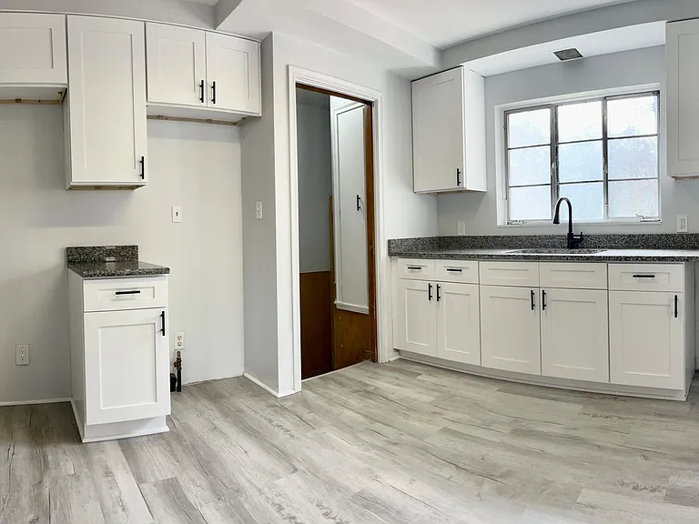 24091 Dante St — Photo 27