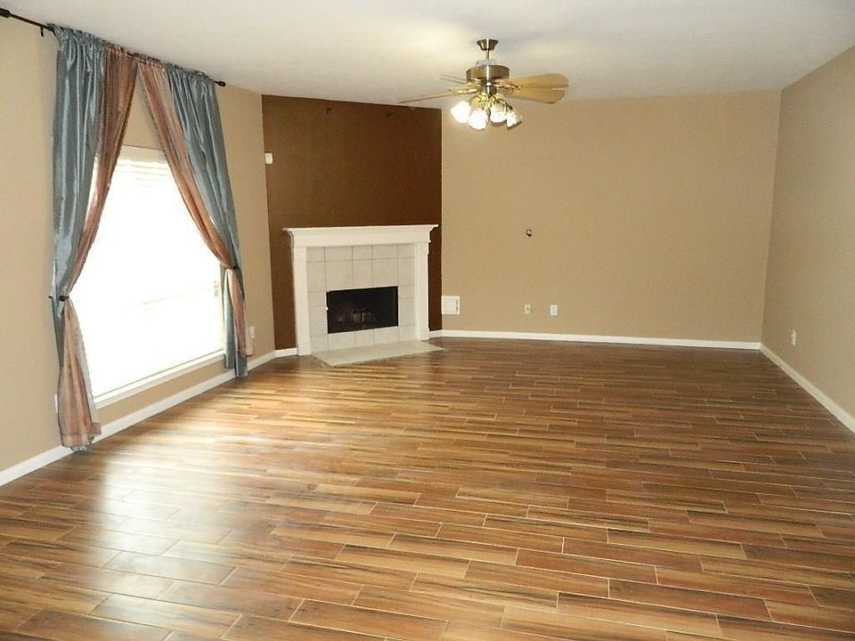 1st image of 3810 Kristin Lee Ln