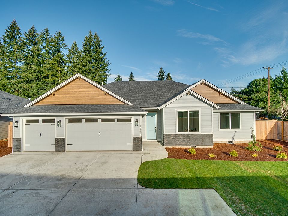 1st image of 15110 NE 98th Cir
