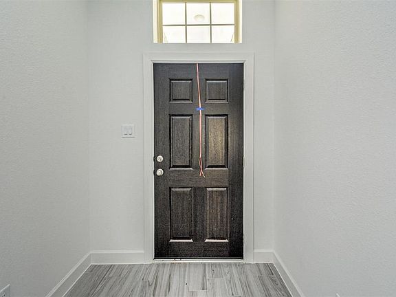 2nd image of 9410 Stablewood Lakes Ln