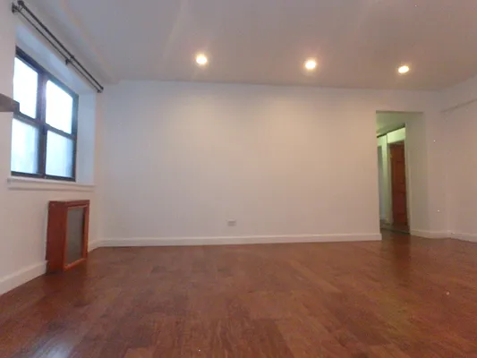 Rented by MAC Realty NY | media 6