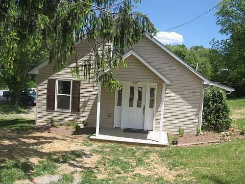 2nd image of 410 Montgomery St