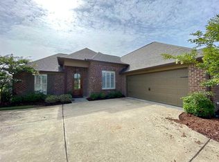 136 Clearview Dr W, Madison, MS 39110