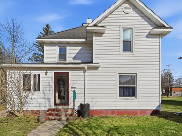 330 Cleveland St, Nashville, MI 49073