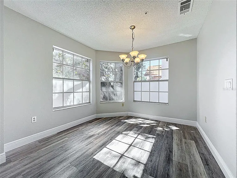 665 Youngstown Pkwy #264 — Photo 20