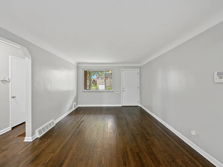 1723 Tuxworth Ave — Photo 21