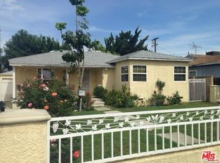 15001 Sylvan St, Van Nuys, CA 91411