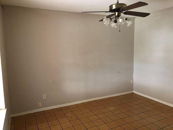 3rd image of 2120 Piedra China St