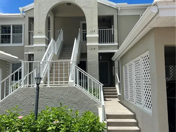 5897 Chanteclair Dr #314A, Naples, FL 34108