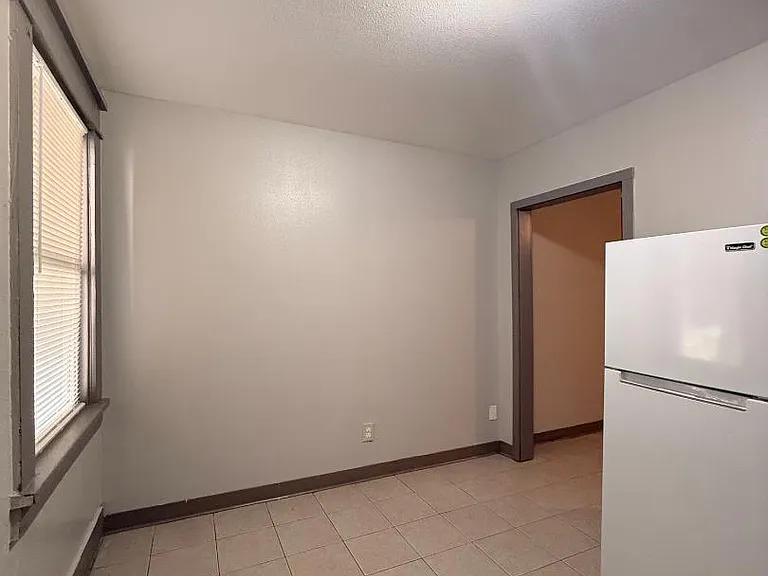 Unit Photo
