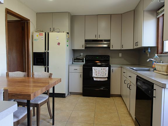 4th image of 855 Bruce Dr