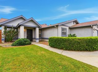 969 Lakewood Dr, Hanford, CA 93230