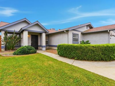 969 Lakewood Dr, Hanford, CA, 93230